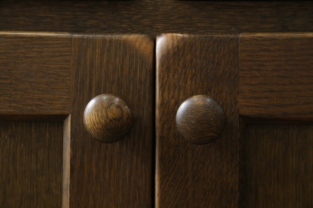 中古　美品　KASHIWA(柏木工)　オーク材　WILDERNESS(ウィルダネス)　カントリーな雰囲気ただよう食器棚(定価約54万円)(戸棚、収納棚、キャビネット)(R-058842)