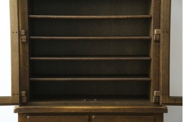 中古　美品　KASHIWA(柏木工)　オーク材　WILDERNESS(ウィルダネス)　カントリーな雰囲気ただよう食器棚(定価約54万円)(戸棚、収納棚、キャビネット)(R-058842)