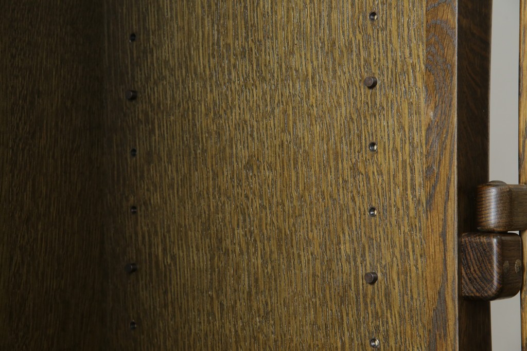 中古　美品　KASHIWA(柏木工)　オーク材　WILDERNESS(ウィルダネス)　カントリーな雰囲気ただよう食器棚(定価約54万円)(戸棚、収納棚、キャビネット)(R-058842)