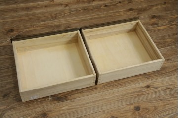 中古　美品　KASHIWA(柏木工)　オーク材　WILDERNESS(ウィルダネス)　カントリーな雰囲気ただよう食器棚(定価約54万円)(戸棚、収納棚、キャビネット)(R-058842)