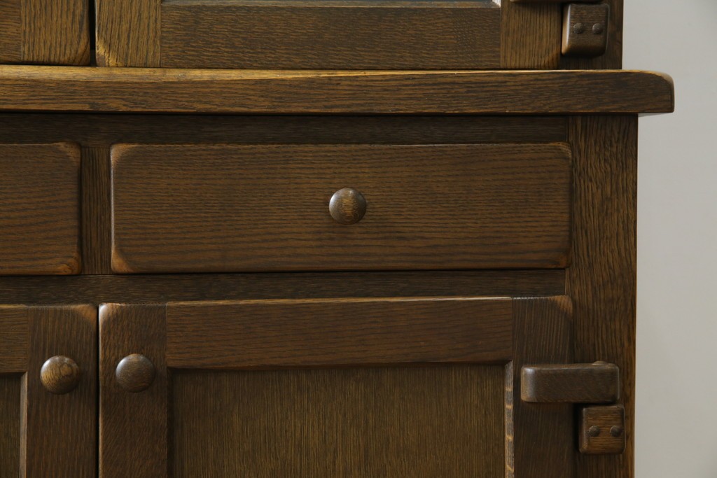 中古　美品　KASHIWA(柏木工)　オーク材　WILDERNESS(ウィルダネス)　カントリーな雰囲気ただよう食器棚(定価約54万円)(戸棚、収納棚、キャビネット)(R-058842)