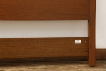 中古　美品　DREXEL HERITAGE(ドレクセルヘリテイジ)　Triune(トライユン)　シモンズマットレス　落ち着いた雰囲気づくりを叶えるベッド(セミダブル)(R-058843)