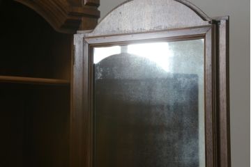 中古　美品　希少モデル　DREXEL HERITAGE(ドレクセルヘリテイジ)　Cameo Classics(キャメオクラシックス)　曲線的なデザインが優美な雰囲気を醸し出すキャビネット(収納棚、戸棚、ワードローブ)(R-058848)