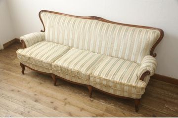 中古　maruni(マルニ木工)　マキシマムシリーズ　アンドリュークラシカル　#6411　上品な佇まいが魅力的な3人掛けソファ(定価約44万円)(アームソファ、三人掛けソファ、3P)(R-058858)