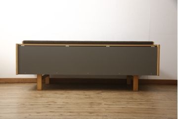 北欧ビンテージ　ビーチ材　デンマーク製　GETAMA(ゲタマ)　Hans J Wegner(ハンス・J・ウェグナー)　GE258　機能性抜群のデイベッド(ソファベッド、3人掛けソファ、ヴィンテージ)(R-058859)