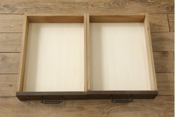 和製ビンテージ　神戸洋家具　永田良介商店　天板上の装飾が特徴的なデスク(ワークデスク、在宅用、在宅ワーク、ヴィンテージ)(R-058860)