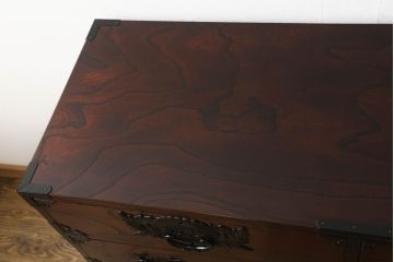 中古　美品　仙台箪笥　漆塗りの品のある佇まいが美しい衣装箪笥(定価約39万円)(引き出し、チェスト、和たんす)(R-058864)(仙台民芸箪笥 欅産業)