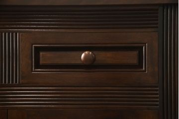 中古　美品　松本民芸家具　クラシカルな雰囲気とモダンなデザインが魅力のリード型サイドボード(サイドキャビネット、収納棚、戸棚)(定価約59万円)(R-058867)