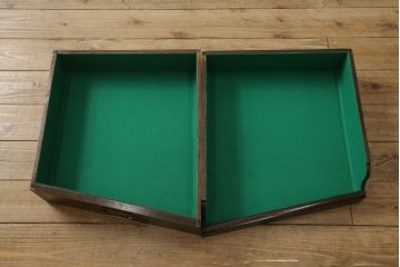 アンティーク家具　オーク材　凝った作りの上手物!　クラシカルなサイドボード(収納棚、キャビネット、戸棚)(R-058868)