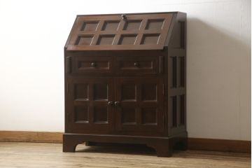 中古　美品　松本民芸家具　希少モデル　格子模様が特徴的なK型ライティングビューロー(ワークデスク、在宅ワーク用、簿記机、収納棚、戸棚)(R-058879)