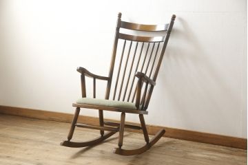 ビンテージ家具　レア!　TOYO FURNITURE(トーヨーファニチャー)製　ブナ材製のナチュラルなロッキングチェア(アームチェア、揺り椅子、イス、ヴィンテージ)(R-058885)