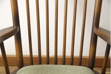 ビンテージ家具　レア!　TOYO FURNITURE(トーヨーファニチャー)製　ブナ材製のナチュラルなロッキングチェア(アームチェア、揺り椅子、イス、ヴィンテージ)(R-058885)