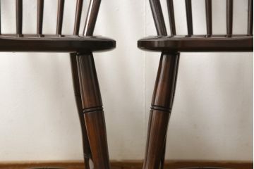 中古　松本民芸家具　フープバックの背もたれがおしゃれな#72型・リーチチェア2脚セット(ダイニングチェア、ウィンザーチェア、ウインザーチェア)(R-058887)