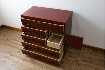 中古　美品　国産民芸家具　欅(ケヤキ)材　青木産業　趣のある和の空間を演出する衣装箪笥(引き出し、和タンス、収納箪笥)(R-058900)