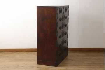 中古　美品　五城目箪笥　上質な和の空間づくりに取り入れたい衣装タンス(検索:岩谷堂箪笥)(引き出し、チェスト、和たんす、収納箪笥)(R-058901)