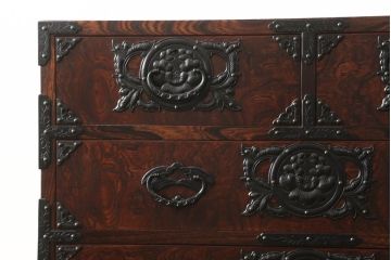中古　美品　五城目箪笥　上質な和の空間づくりに取り入れたい衣装タンス(検索:岩谷堂箪笥)(引き出し、チェスト、和たんす、収納箪笥)(R-058901)