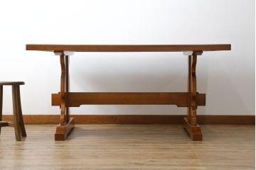 中古　美品　横浜ダニエル(daniel)　A-314　木の温もりを感じるベンチテーブル(定価約60万円)(ダイニングテーブル、机、4〜6人用)(R-058902)