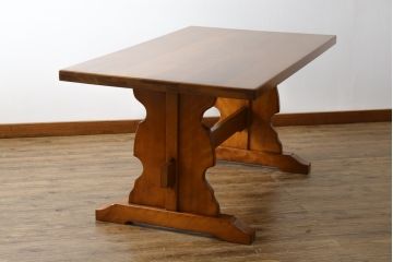 中古　美品　横浜ダニエル(daniel)　A-314　木の温もりを感じるベンチテーブル(定価約60万円)(ダイニングテーブル、机、4〜6人用)(R-058902)