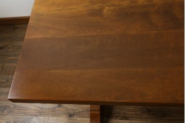 中古　美品　横浜ダニエル(daniel)　A-314　木の温もりを感じるベンチテーブル(定価約60万円)(ダイニングテーブル、机、4〜6人用)(R-058902)