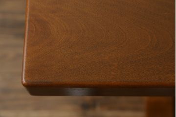 中古　美品　横浜ダニエル(daniel)　A-314　木の温もりを感じるベンチテーブル(定価約60万円)(ダイニングテーブル、机、4〜6人用)(R-058902)