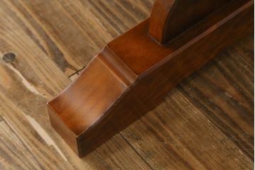 中古　美品　横浜ダニエル(daniel)　A-314　木の温もりを感じるベンチテーブル(定価約60万円)(ダイニングテーブル、机、4〜6人用)(R-058902)