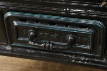 フランスビンテージ　希少!!　細やかなデザインと経年による風合いが味わい深い石炭ストーブ(練炭ストーブ、石炭焜炉、コンロ、ヴィンテージ)(R-058913)