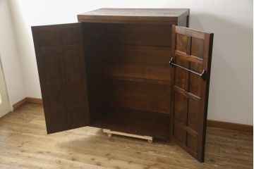 中古　松本民芸家具　ワードローブリメイク　シックな大人空間を演出してくれる収納棚(洋服タンス、靴箱、下駄箱、キャビネット)(R-058915)