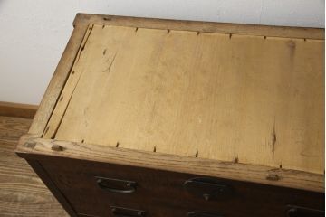 和製アンティーク　上手物!　上質な造りの重ね箪笥ローチェスト(ローボード、時代箪笥、和箪笥、衣装タンス、引き出し)(R-058926)