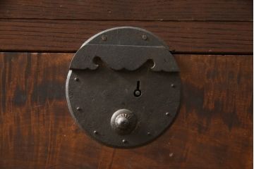 和製アンティーク　上手物!　上質な造りの重ね箪笥ローチェスト(ローボード、時代箪笥、和箪笥、衣装タンス、引き出し)(R-058926)