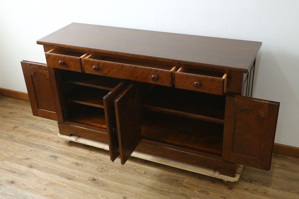 中古　美品　松本民芸家具　和・洋どちらの空間にも合わせやすいシックなサイドボード　(R-058931)