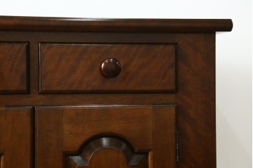 中古　美品　松本民芸家具　和・洋どちらの空間にも合わせやすいシックなサイドボード　(R-058931)