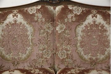 中古　美品　カリモク家具(karimoku)　domani(ドマーニ)　Louis(ルイ)XVシリーズ　優雅な佇まいの2人掛けソファ(二人掛け、2P)(R-058935)