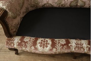 中古　美品　カリモク家具(karimoku)　domani(ドマーニ)　Louis(ルイ)XVシリーズ　優雅な佇まいの2人掛けソファ(二人掛け、2P)(R-058935)