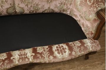 中古　美品　カリモク家具(karimoku)　domani(ドマーニ)　Louis(ルイ)XVシリーズ　優雅な佇まいの2人掛けソファ(二人掛け、2P)(R-058935)