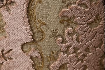 中古　美品　カリモク家具(karimoku)　domani(ドマーニ)　Louis(ルイ)XVシリーズ　優雅な佇まいの1人掛けソファ(一人掛け、アームチェア)(R-058937)
