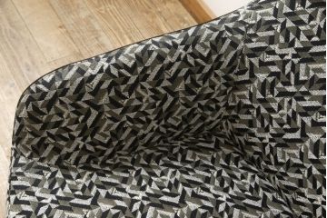中古　美品　arflex(アルフレックス)　GIULIO(ジュリオ)　モダンなラウンジチェアとオットマン、クッションのセット(定価約60万円)(アームチェア、1人掛けソファ、一人掛け)(R-058956)