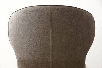 中古　美品　arflex(アルフレックス)　GIULIO(ジュリオ)　モダンなラウンジチェアとオットマン、クッションのセット(定価約60万円)(アームチェア、1人掛けソファ、一人掛け)(R-058956)