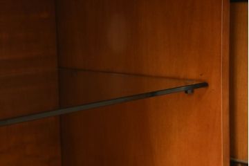 中古　イタリア家具　大振り　高級　気品ある佇まいが美しいテレビ台(定価約45万円)(ローボード、サイドボード、リビングボード)(R-058965)