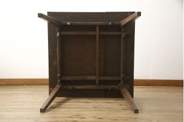 中古　美品　神戸洋家具　個性的なつくりが目を引くエクステンションテーブル(ダイニングテーブル、食卓、2人掛け)(R-058969)