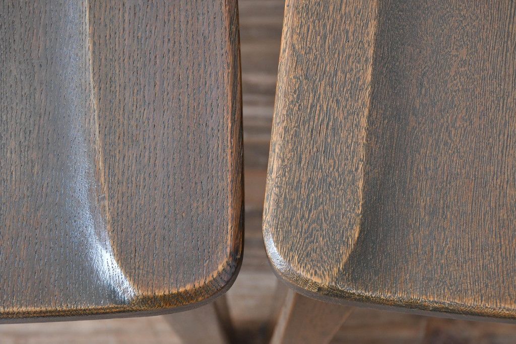 中古 永田良介商店 神戸洋家具 落ち着きのあるシックな佇まいが魅力のラダー型食堂椅子2脚セット(ダイニングチェア、ラダーバックチェア、ワークチェア、椅子、板座チェア)(R-058975)