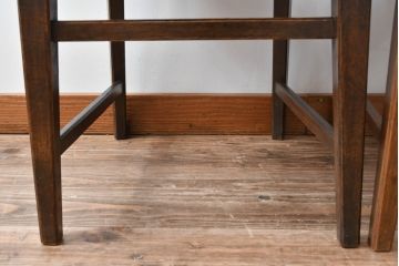 中古 永田良介商店 神戸洋家具 落ち着きのあるシックな佇まいが魅力のラダー型食堂椅子2脚セット(ダイニングチェア、ラダーバックチェア、ワークチェア、椅子、板座チェア)(R-058975)