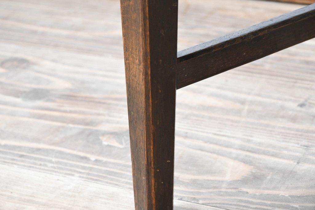 中古 永田良介商店 神戸洋家具 落ち着きのあるシックな佇まいが魅力のラダー型食堂椅子2脚セット(ダイニングチェア、ラダーバックチェア、ワークチェア、椅子、板座チェア)(R-058975)