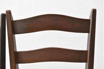 中古 永田良介商店 神戸洋家具 落ち着きのあるシックな佇まいが魅力のラダー型食堂椅子2脚セット(ダイニングチェア、ラダーバックチェア、ワークチェア、椅子、板座チェア)(R-058975)