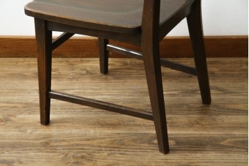 中古　永田良介商店　神戸洋家具　落ち着きのあるシックな佇まいが魅力のラダー型食堂椅子　(R-058975)