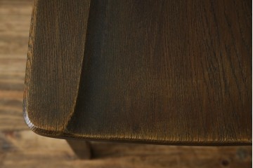 中古　永田良介商店　神戸洋家具　落ち着きのあるシックな佇まいが魅力のラダー型食堂椅子　(R-058975)