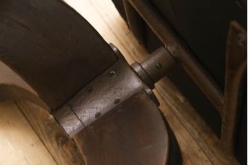 和製アンティーク　合皮　レトロな雰囲気ただよう回転イス(アームチェア、ラウンジチェア、椅子、イス)(R-058978)