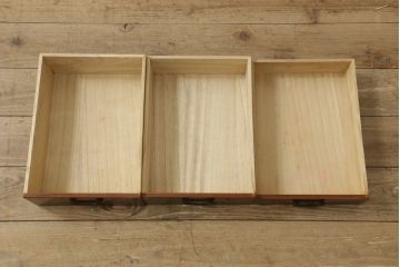 中古　蒔絵風　使わないときは畳んでコンパクトに! ユニークなつくりの折り畳み文机(座机、ローテーブル、小引き出し)(R-058990)