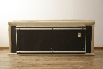 中古　美品　ロルフベンツ(ROLF BENZ)　本革レザー　シンプルモダンな2.5人掛けソファ(定価約150万円)(2人掛け、3人掛け)(R-058991)