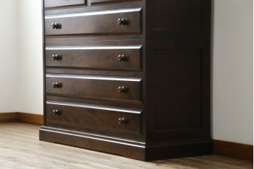 中古　美品　北海道民芸家具　上品な佇まいの2段重ね整理タンス　(R-058992)