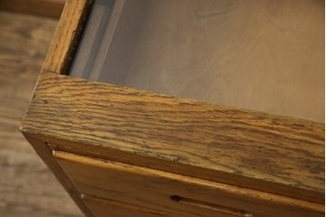 イギリスアンティーク　オーク材　店舗什器におすすめ! シンプルなシャツケース(ショーケース、引き出し、店舗什器)(R-059003)